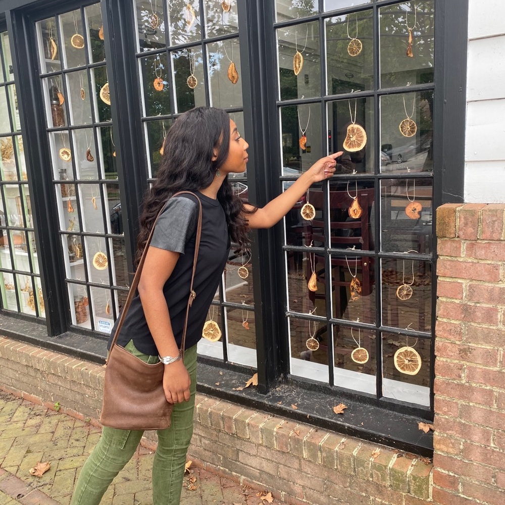 Meet your Posher, Elisse